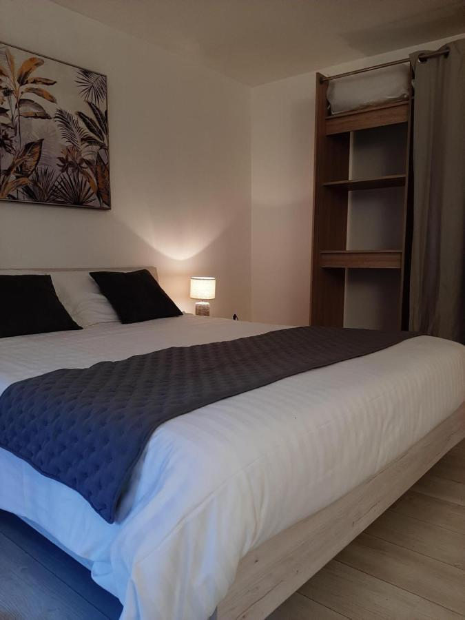 Maison De Campagne En Pierre Bleue-Wifi Et Parking Bousignies-sur-Roc Luaran gambar