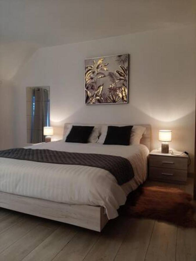 Maison De Campagne En Pierre Bleue-Wifi Et Parking Bousignies-sur-Roc Luaran gambar